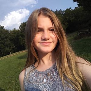 Meet your Posher, Avangelee